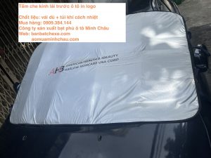 Áo che nắng kính trước xe hơi in logo