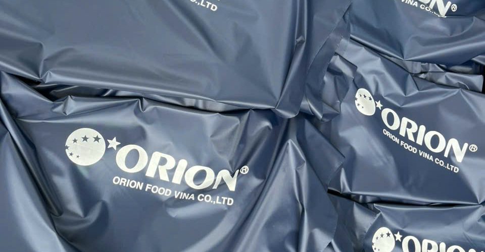 Công ty in ấn áo mưa số lượng lớn